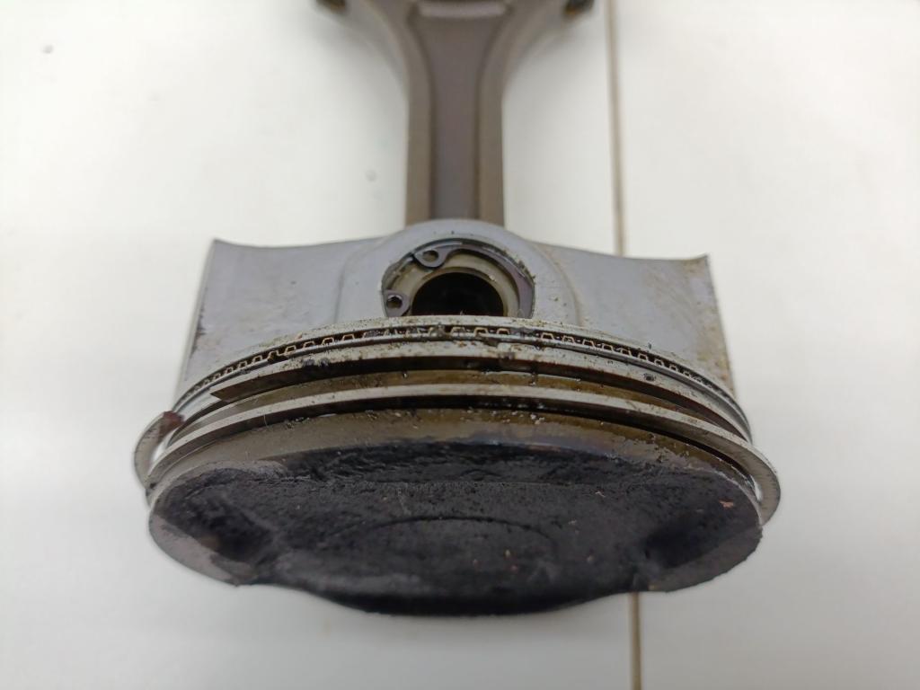 Поршень с шатуном, 3000 рублей, Пермь