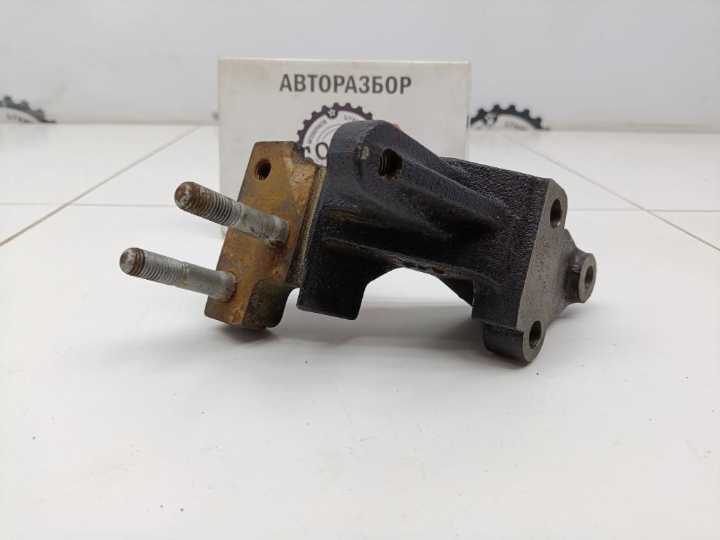 Кронштейн двигателя правый, 1000 рублей, Пермь