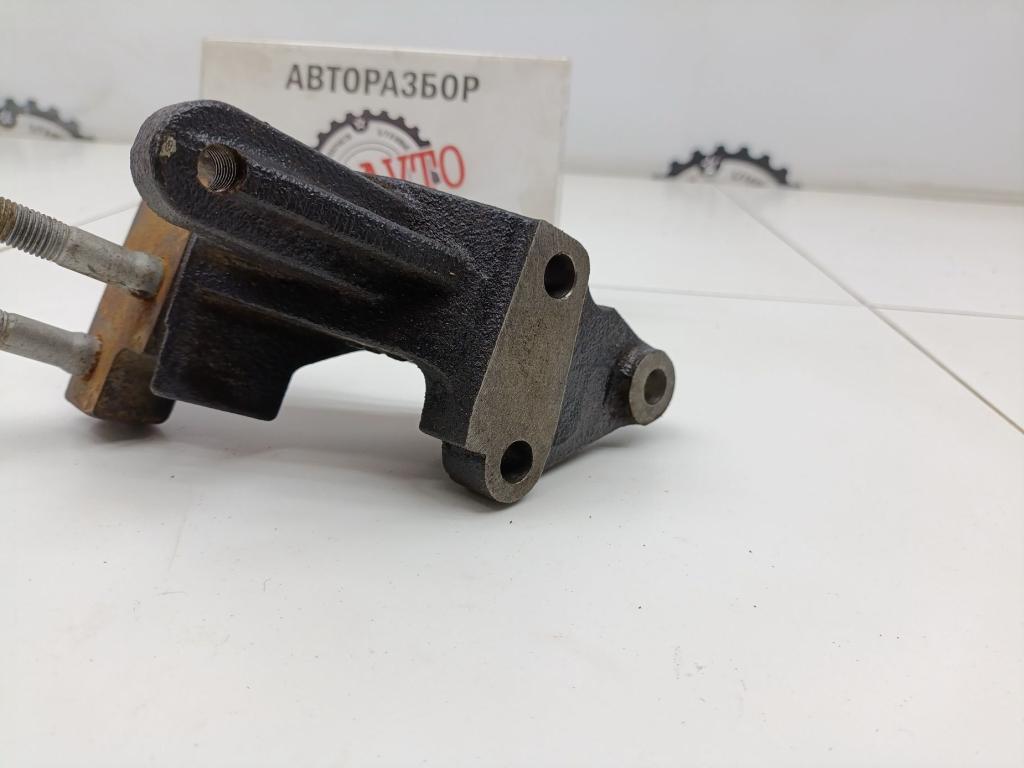 Кронштейн двигателя правый, 1000 рублей, Пермь
