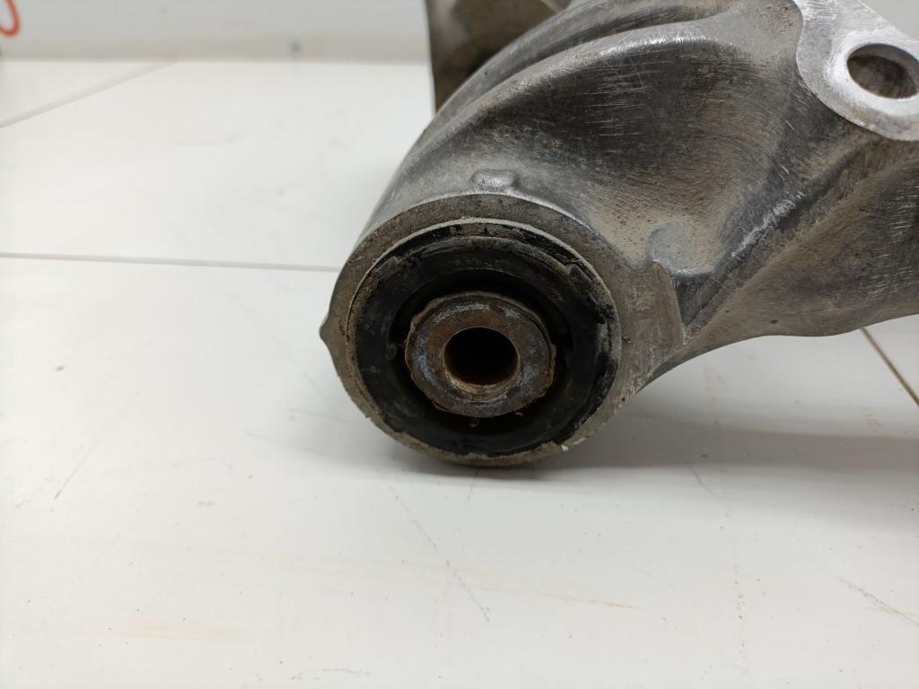 Кулак поворотный задний правый, 6000 рублей, Пермь