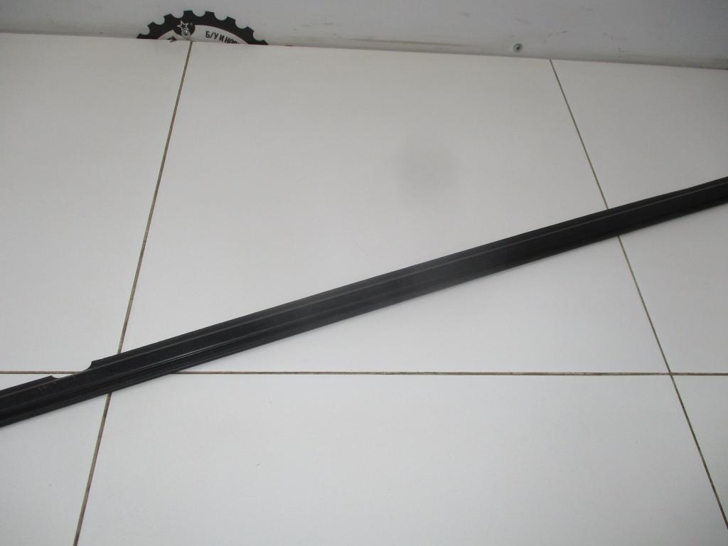 Накладка стекла заднего правого, 700 рублей, Пермь