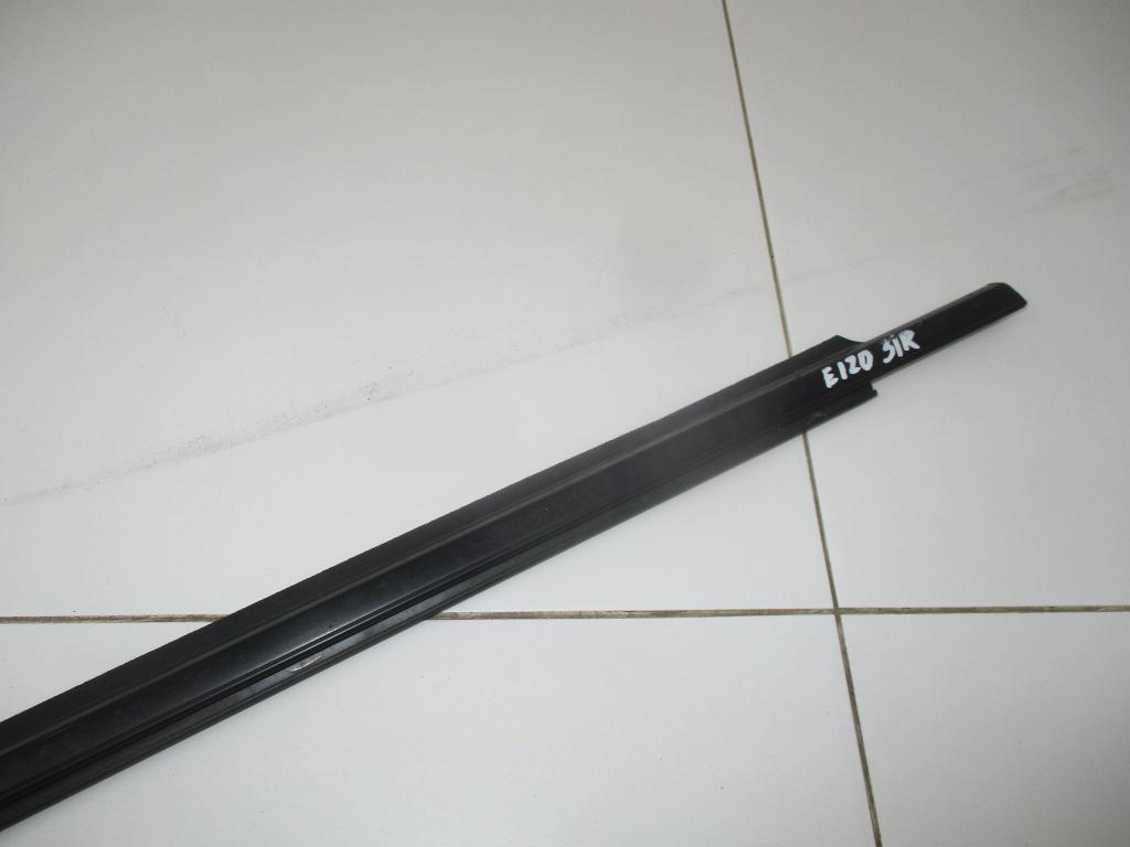 Накладка стекла заднего правого, 700 рублей, Пермь