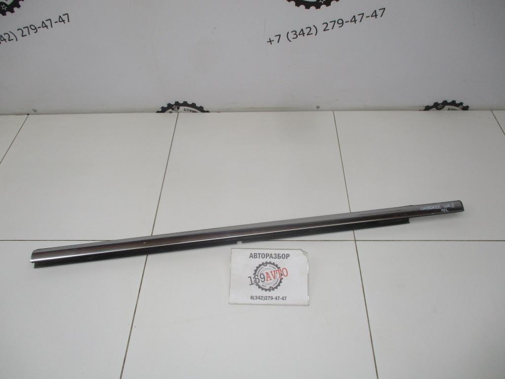 Накладка стекла переднего левого, 2000 рублей, Пермь