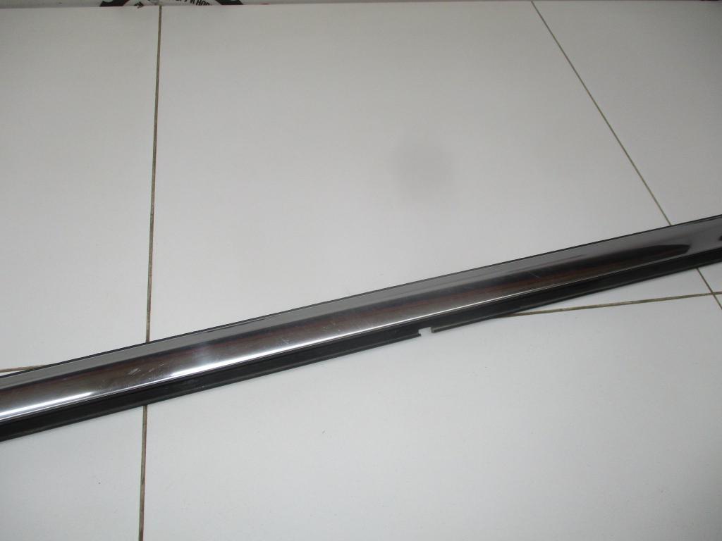 Накладка стекла переднего левого, 2000 рублей, Пермь