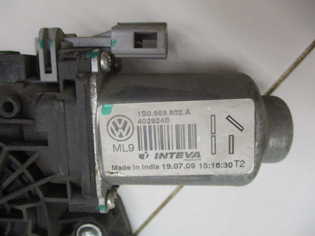 Стеклоподъемник передний правый, 3000 рублей, Пермь