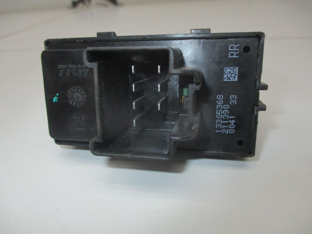 Кнопка стеклоподъемника, 500 рублей, Пермь