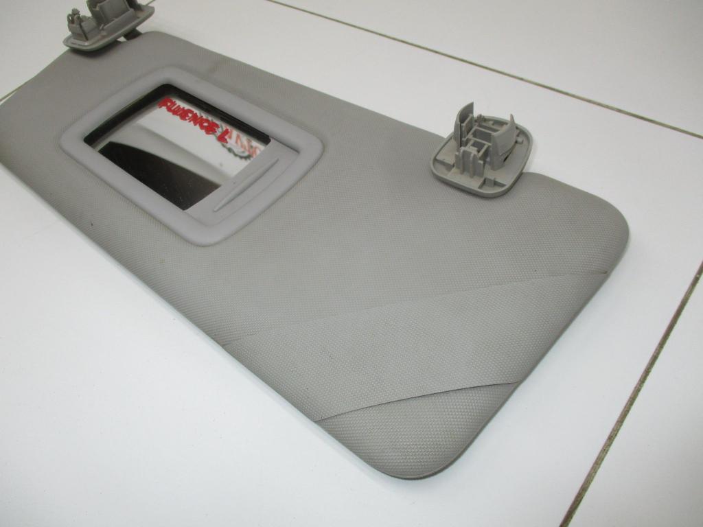 Козырек солнцезащитный левый, 1000 рублей, Пермь