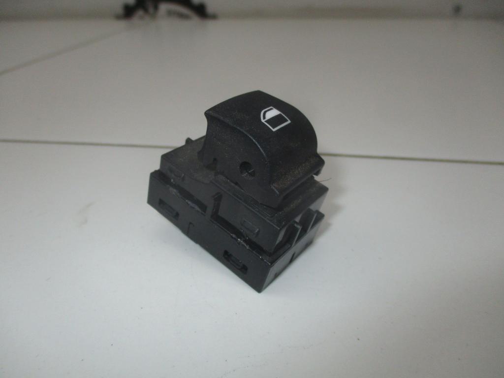 Кнопка стеклоподъемника, 1000 рублей, Пермь