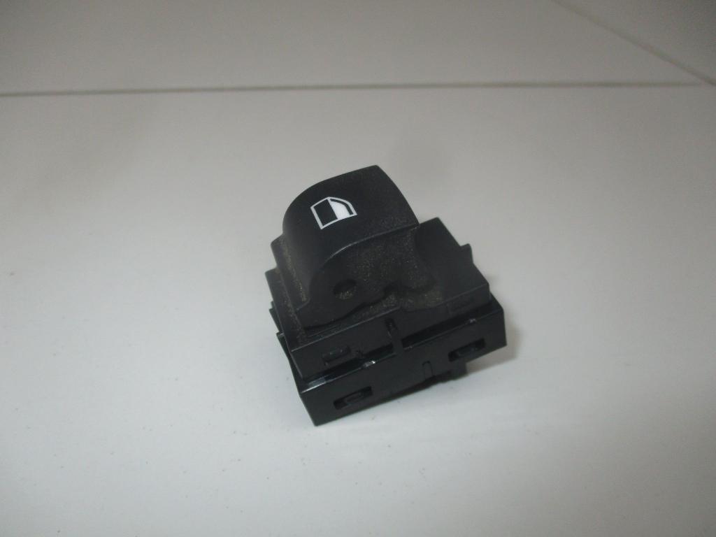 Кнопка стеклоподъемника, 1000 рублей, Пермь