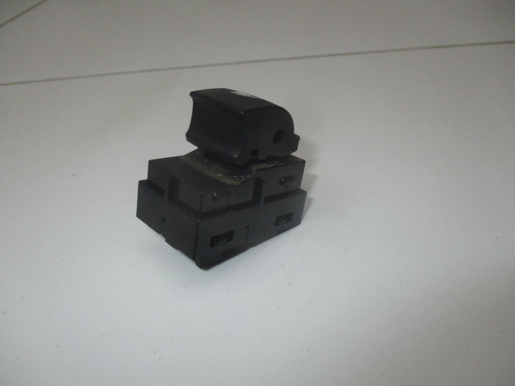 Кнопка стеклоподъемника, 1000 рублей, Пермь