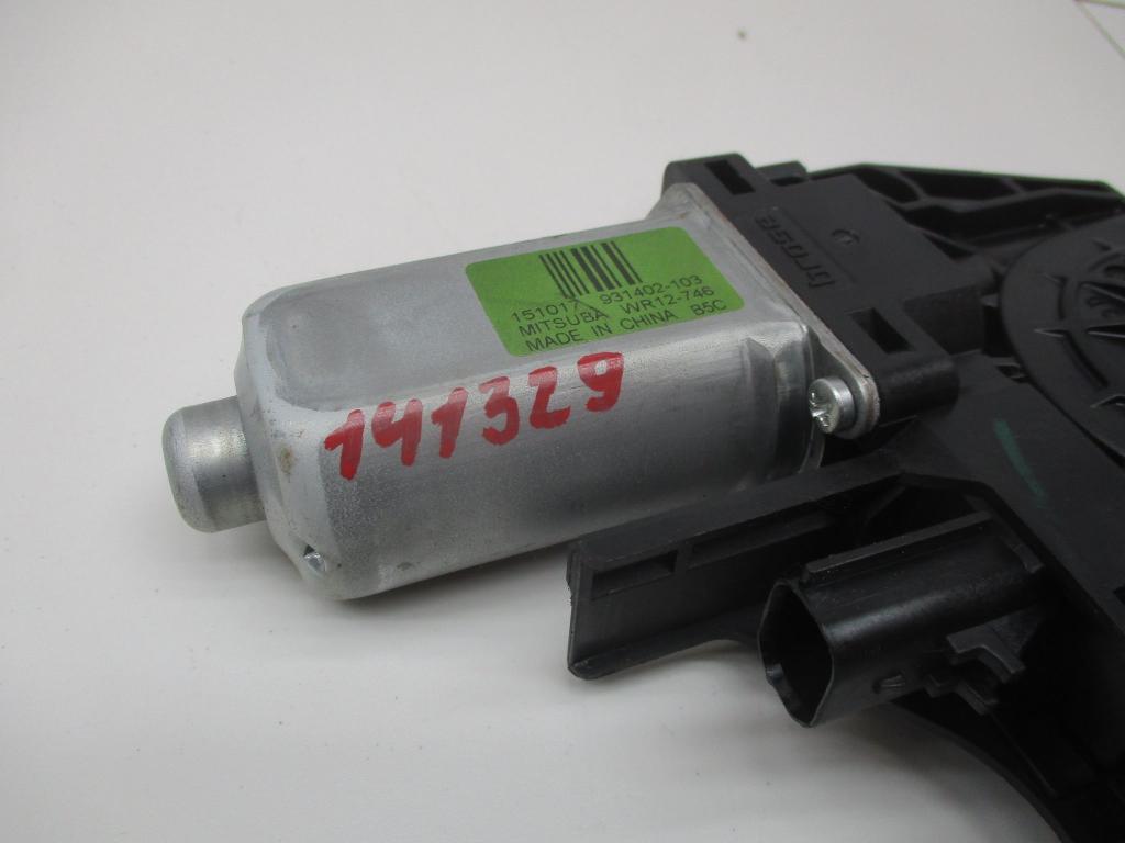 Моторчик стеклоподъемника, 1000 рублей, Пермь