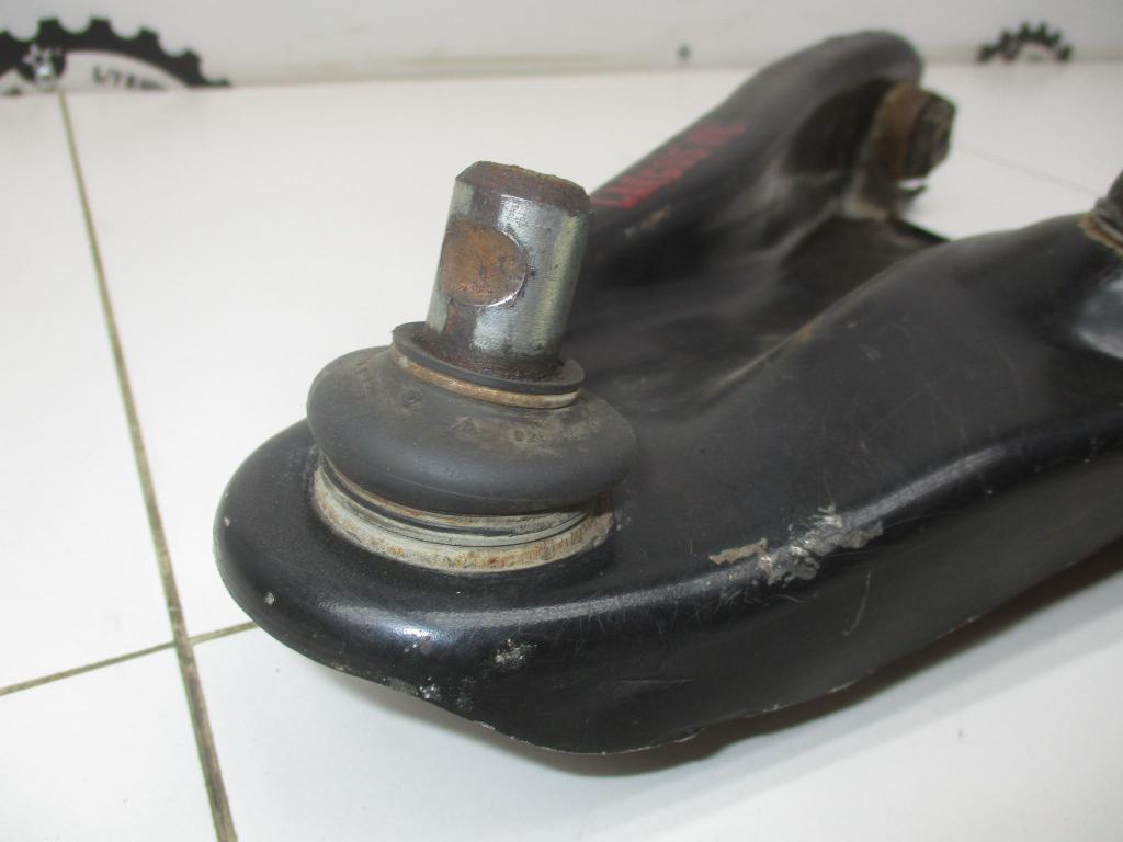 Рычаг передний левый, 1000 рублей, Пермь