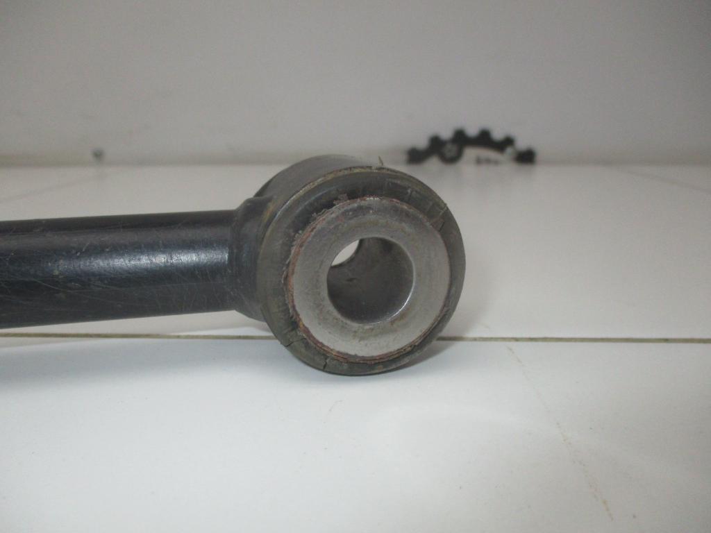 Тяга задняя поперечная, 1000 рублей, Пермь