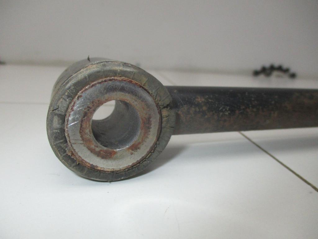 Тяга задняя поперечная, 1000 рублей, Пермь