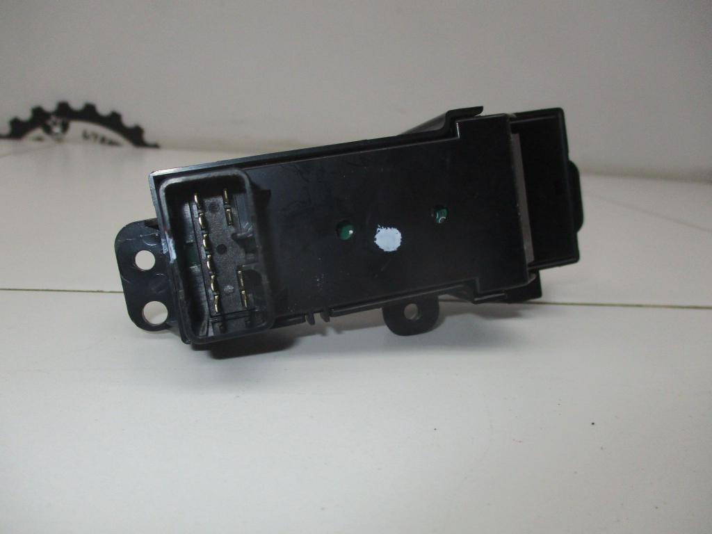 Кнопка обогрева сидений, 1000 рублей, Пермь