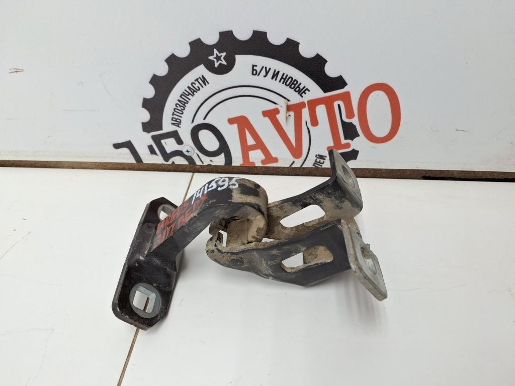 Петля двери багажника верхняя, 1000 рублей, Пермь