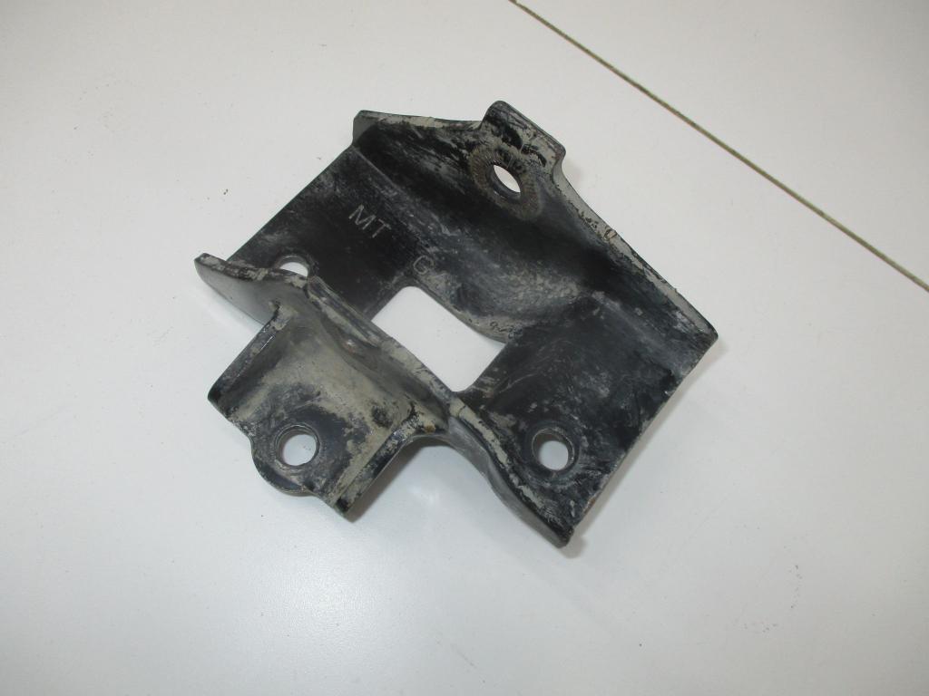 Кронштейн КПП, 500 рублей, Пермь