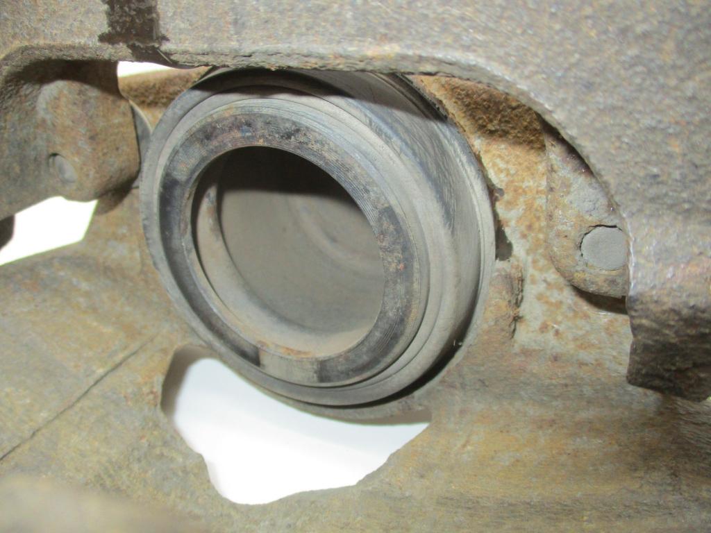 Суппорт передний левый, 2000 рублей, Пермь