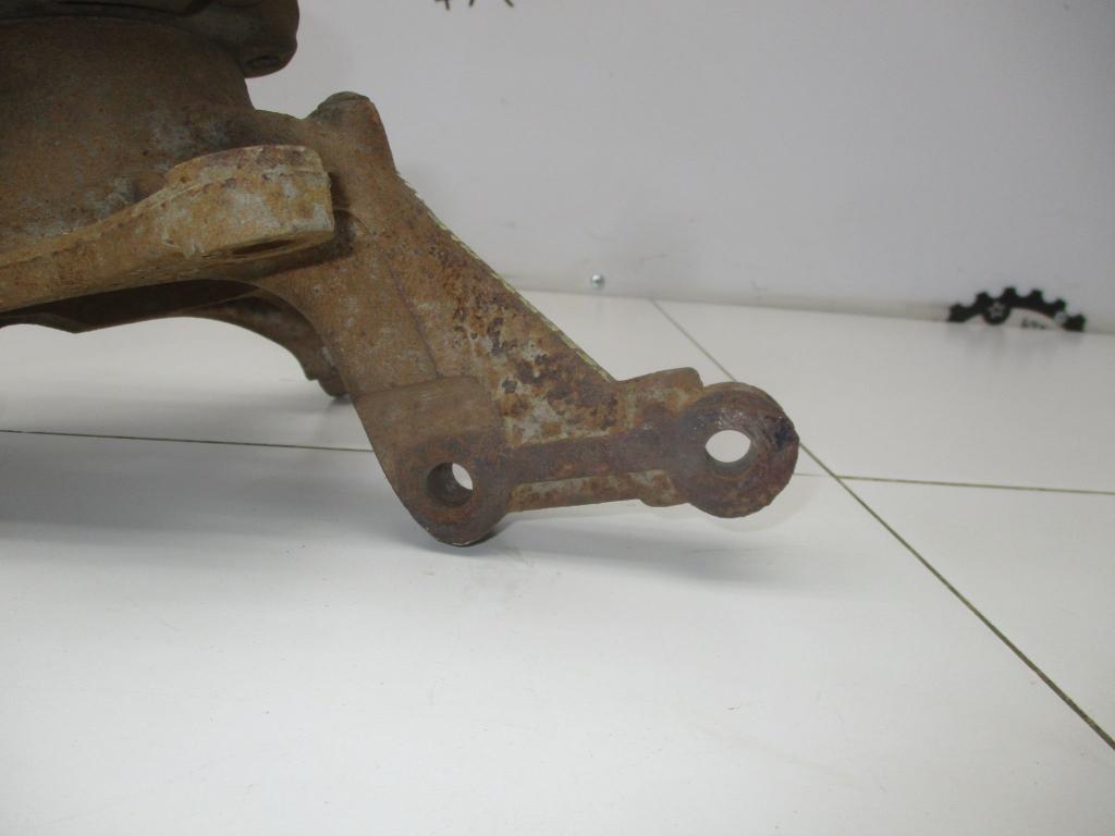 Кулак поворотный передний правый, 5000 рублей, Пермь