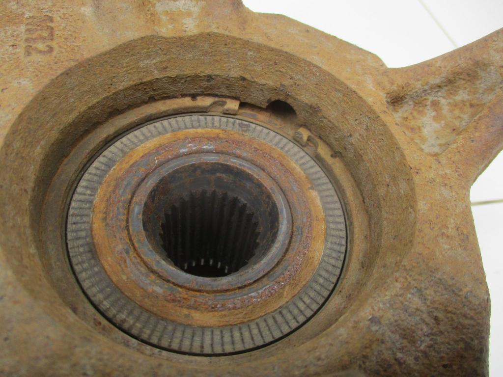 Кулак поворотный передний правый, 5000 рублей, Пермь