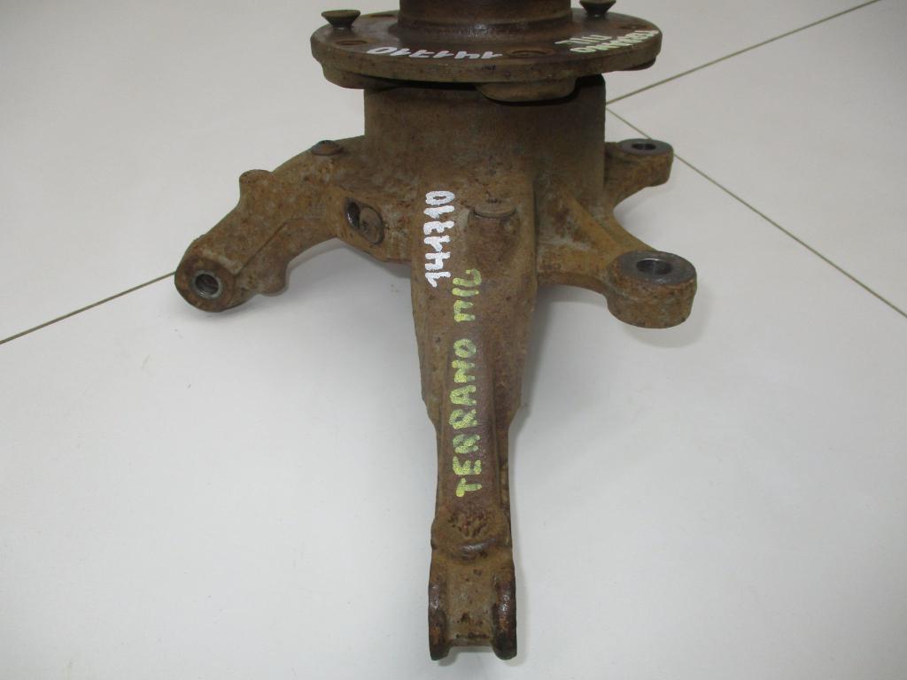 Кулак поворотный передний левый, 5000 рублей, Пермь