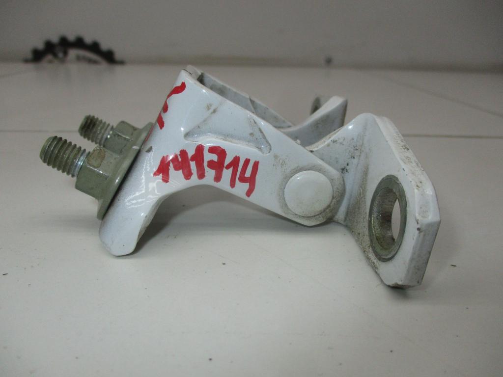 Петля двери задней правой верхняя, 550 рублей, Пермь