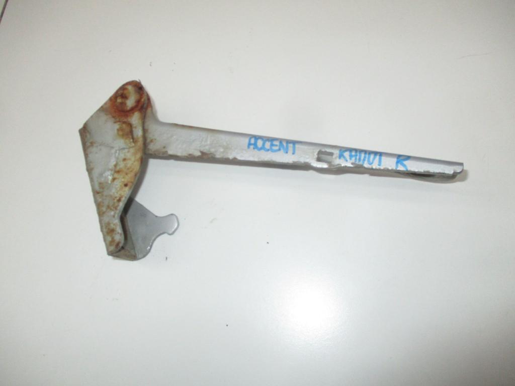 Петля капота правая, 500 рублей, Пермь