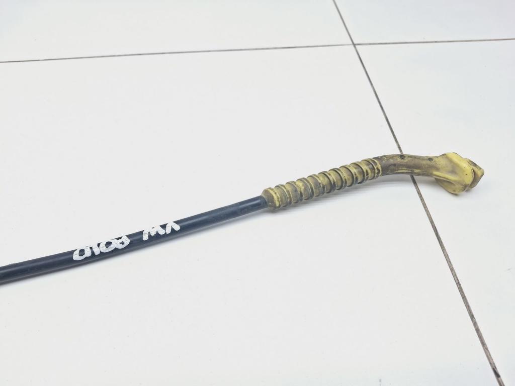 Держатель капота, 500 рублей, Пермь