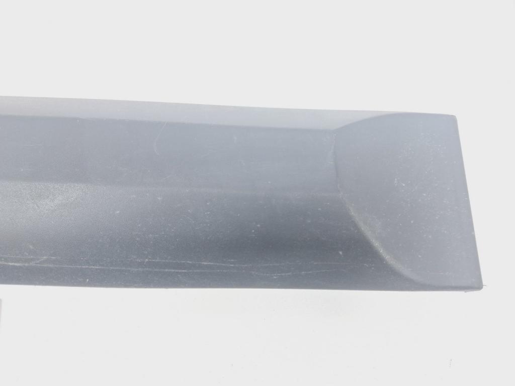 Молдинг задней правой двери, 1500 рублей, Пермь