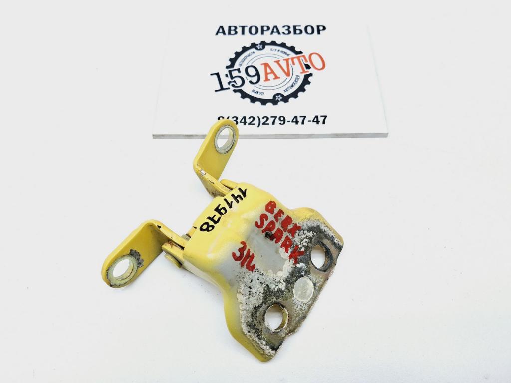 Петля двери задней левой верхняя, 500 рублей, Пермь