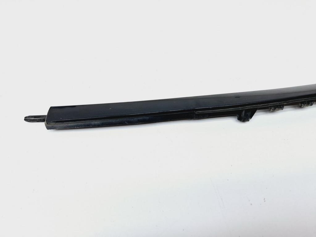 Молдинг лобового стекла, 500 рублей, Пермь