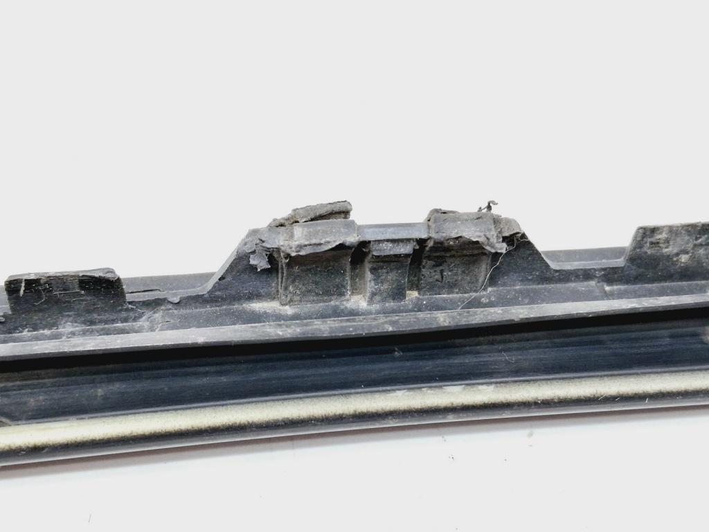 Молдинг лобового стекла, 500 рублей, Пермь