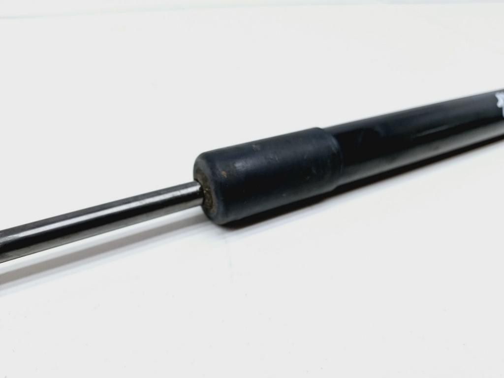 Амортизатор двери багажника, 1000 рублей, Пермь