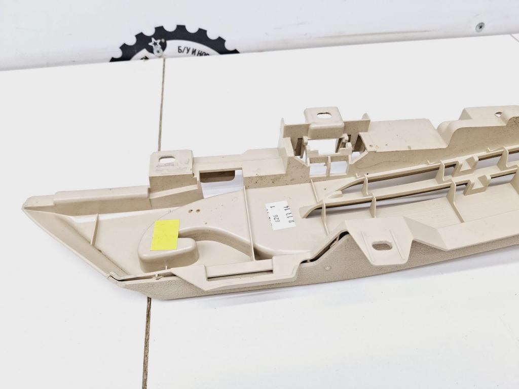 Направляющая шторки багажника, 2000 рублей, Пермь