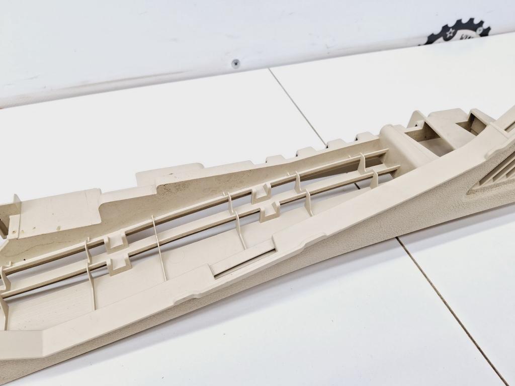 Направляющая шторки багажника, 2000 рублей, Пермь