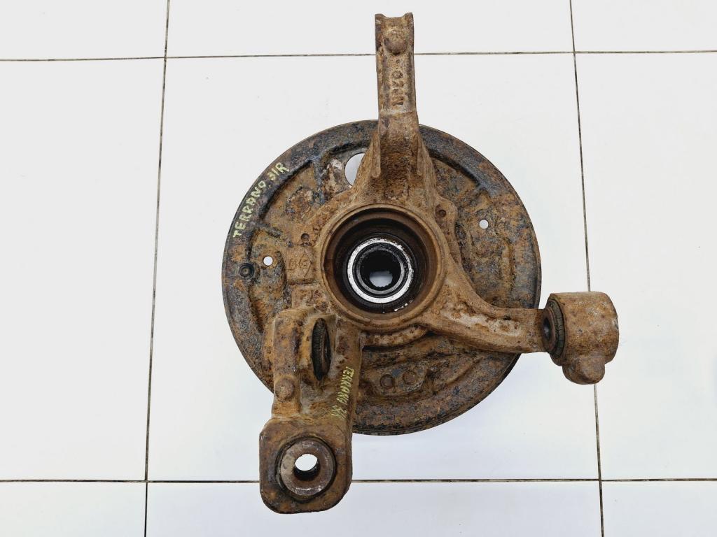 Кулак поворотный задний правый, 4000 рублей, Пермь