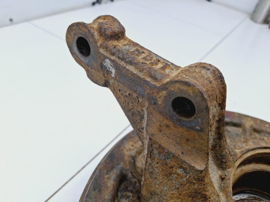 Кулак поворотный задний левый, 4000 рублей, Пермь