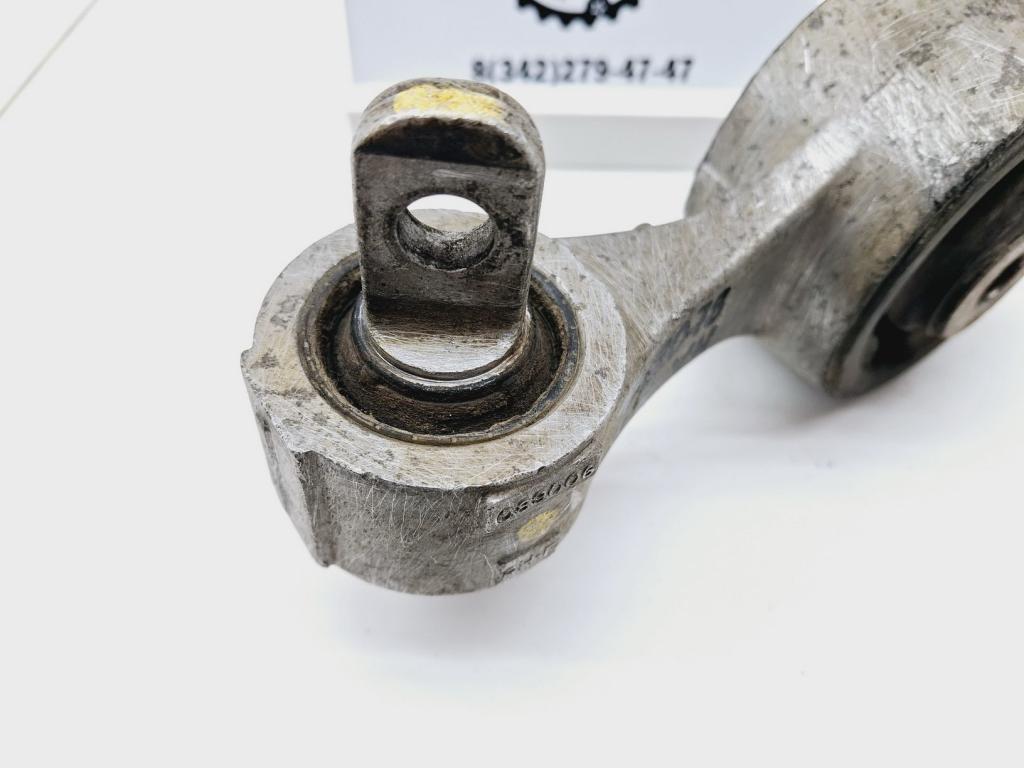 Опора двигателя задняя, 4000 рублей, Пермь