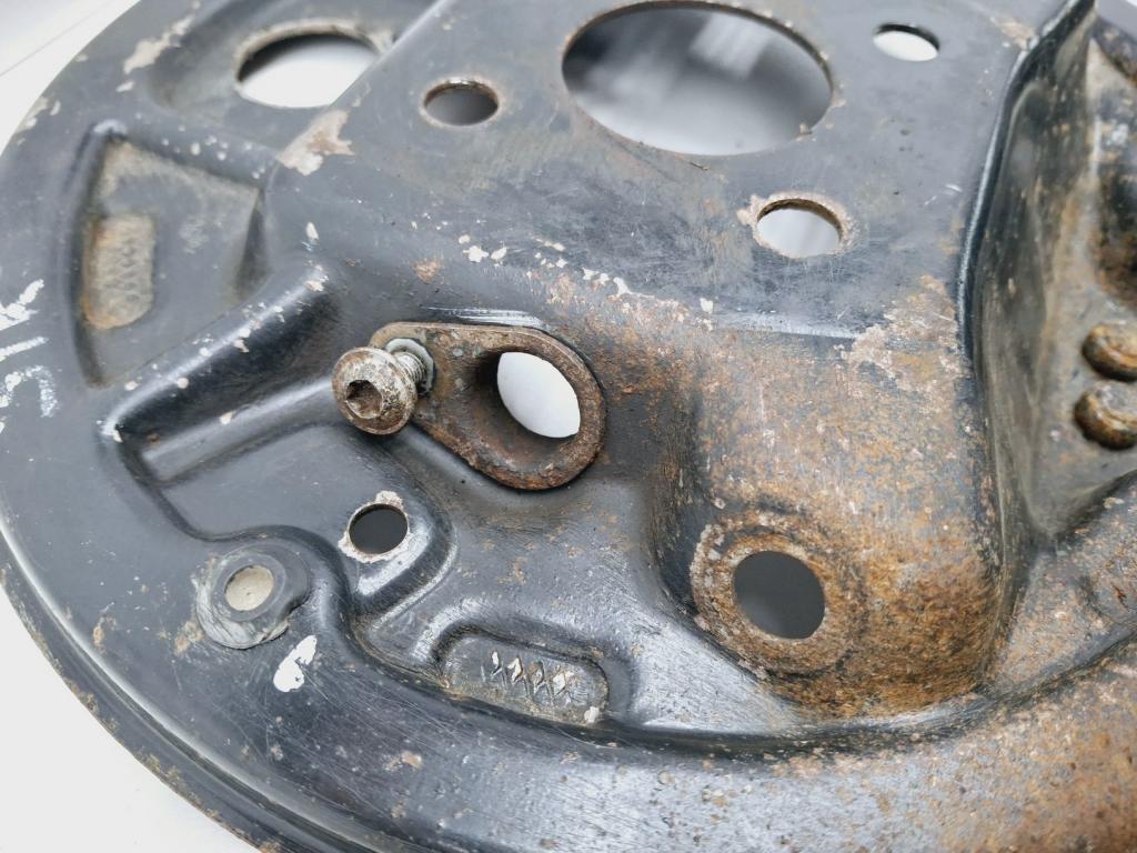 Щит опорный задний правый, 1500 рублей, Пермь