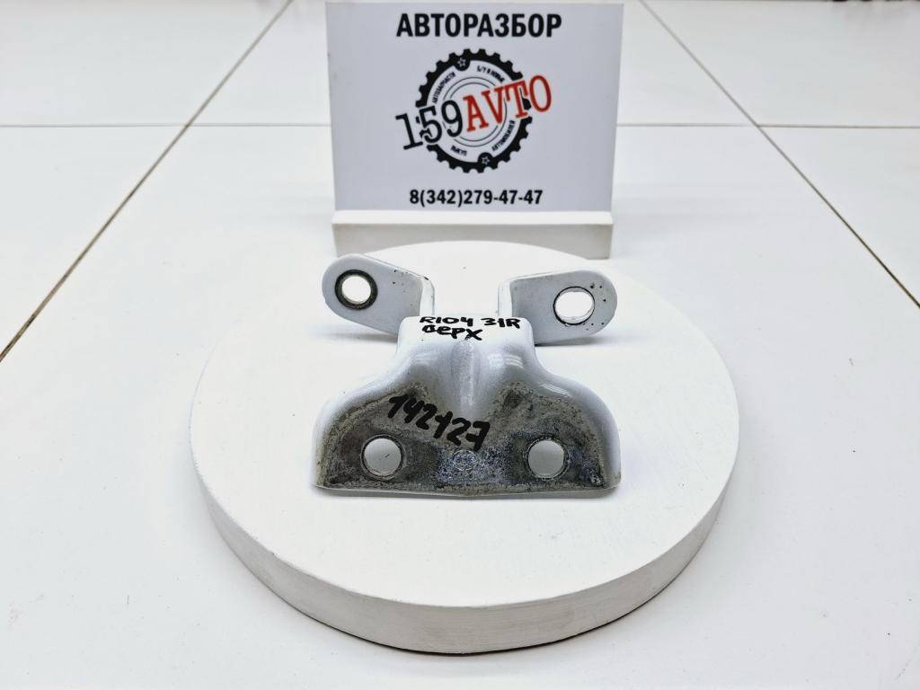 Петля двери задней правой верхняя, 1000 рублей, Пермь