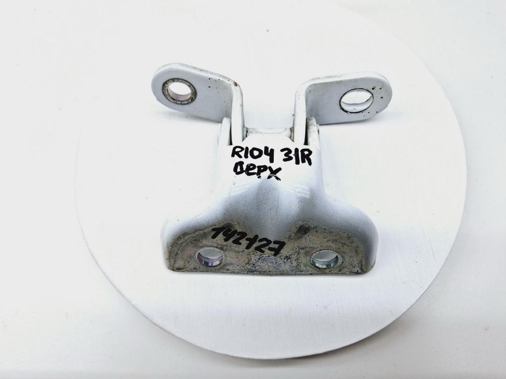 Петля двери задней правой верхняя, 1000 рублей, Пермь