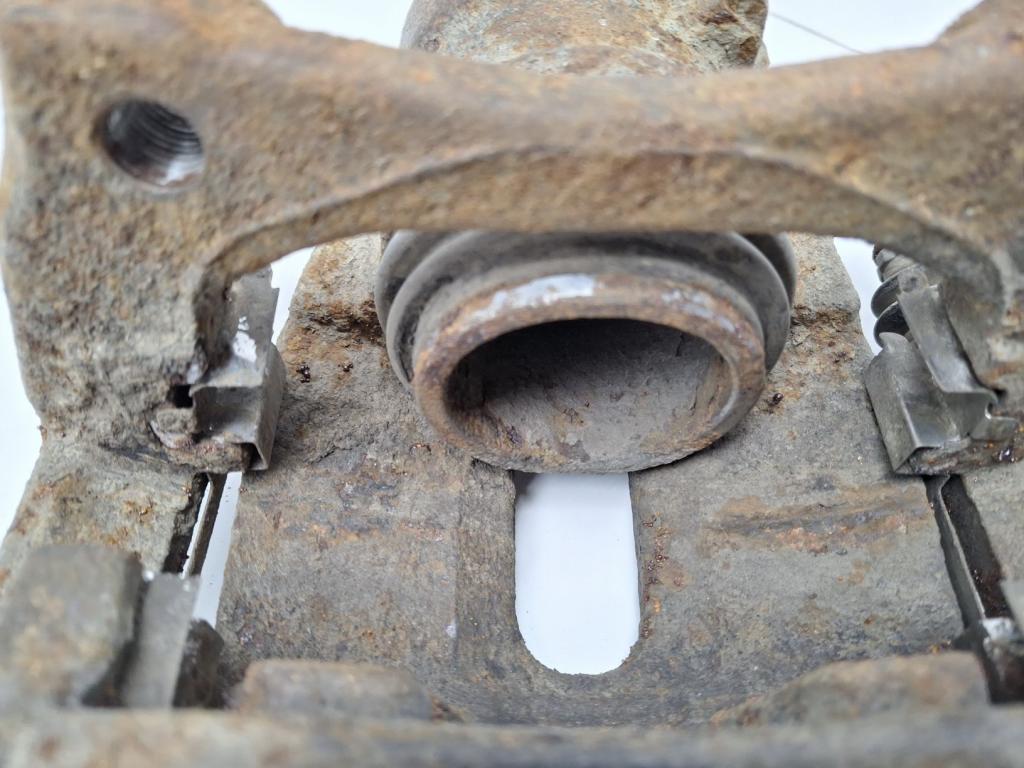 Суппорт передний правый, 1500 рублей, Пермь