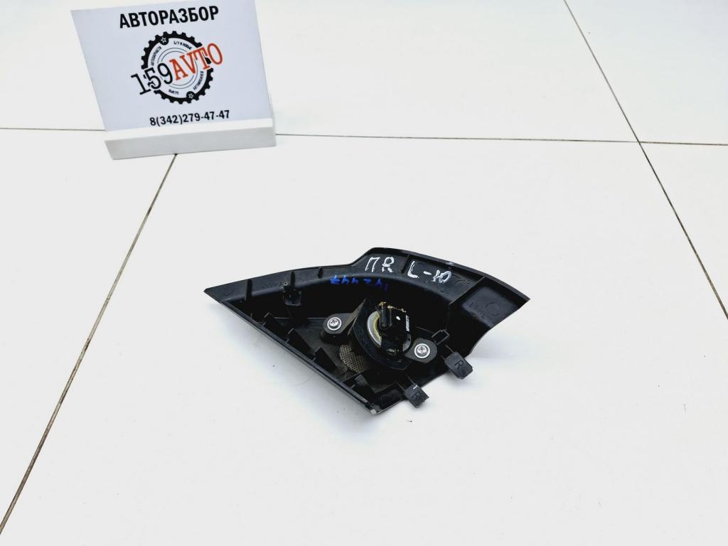 Крышка зеркала внутренняя правая, 500 рублей, Пермь