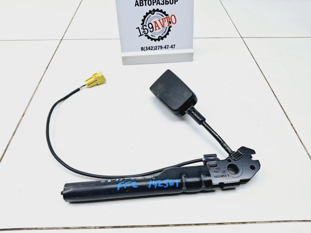 Ответная часть ремня безопасности, 3000 рублей, Пермь