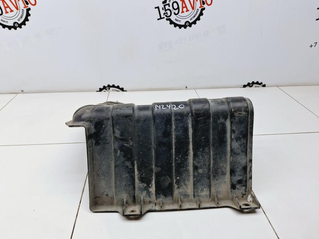 Пыльник двигателя боковой правый, 1000 рублей, Пермь