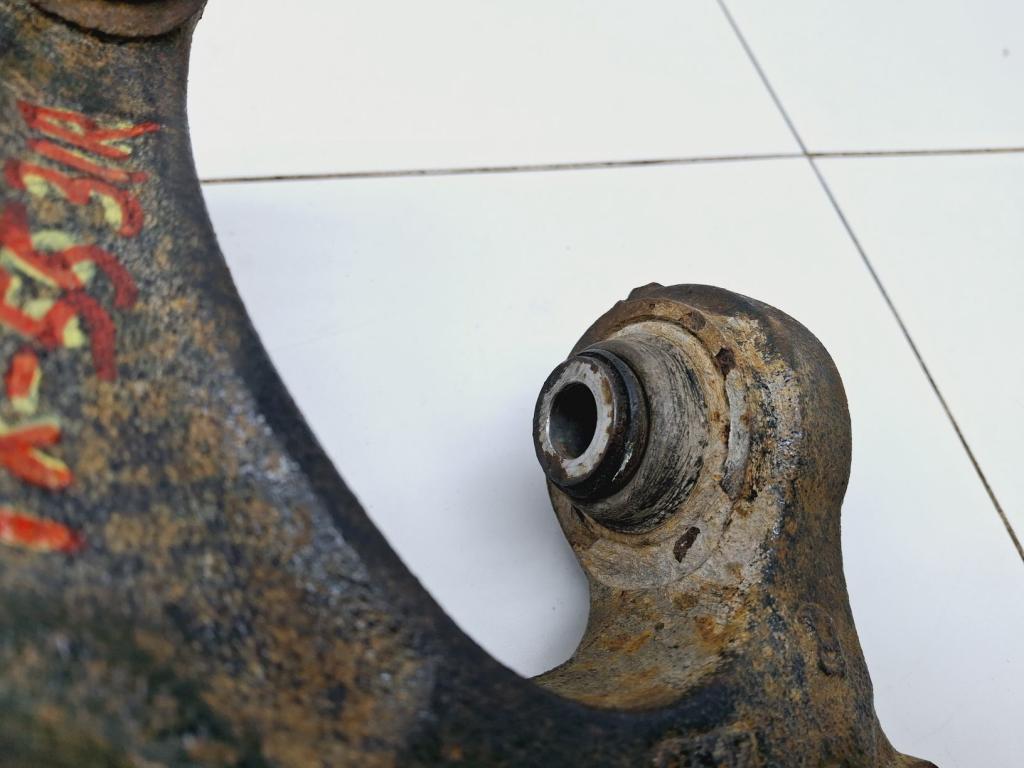 Кулак поворотный задний правый, 3000 рублей, Пермь