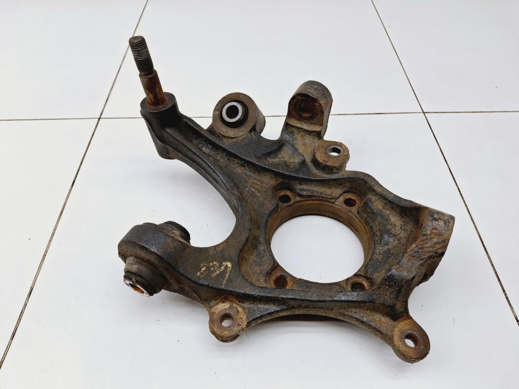 Кулак поворотный задний правый, 3000 рублей, Пермь