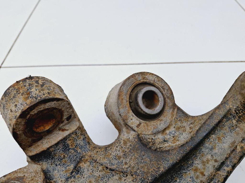 Кулак поворотный задний левый, 3000 рублей, Пермь