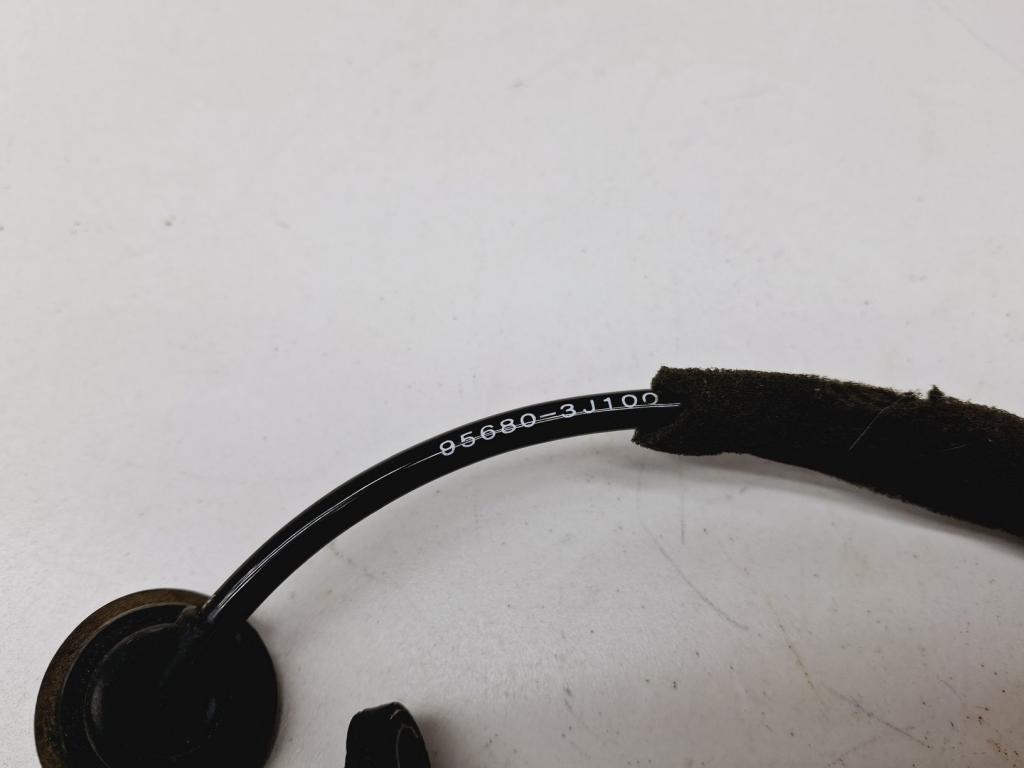 Датчик ABS задний левый, 1500 рублей, Пермь