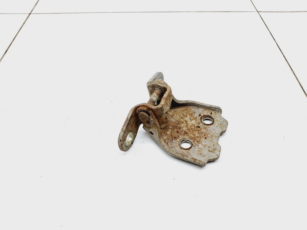 Петля двери передней правой нижняя, 800 рублей, Пермь